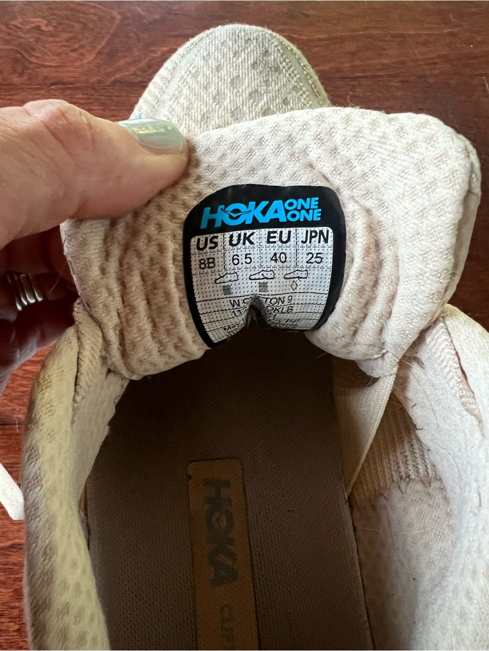 Hoka Clifton 9 Size 8 Women's Running Shoe in Beige with Light Blue Accents - Picture 7 of 7